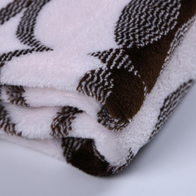 厂家直销 阳离子提花双面法兰绒 常熟虞晨针纺织品为您带来高品质家纺面料